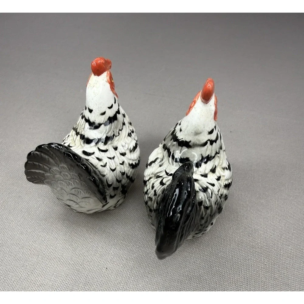 Vintage Otagiri Japan Cat  Salt and Pepper Shaker Handcrafted White/Blue